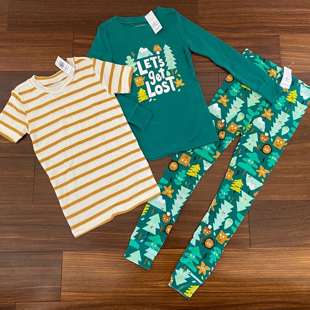 BNWT Old Navy Kids Green 'Let's Get Lost' Pajama Set